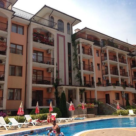 Gardenia Apartments Primorsko Extérieur photo
