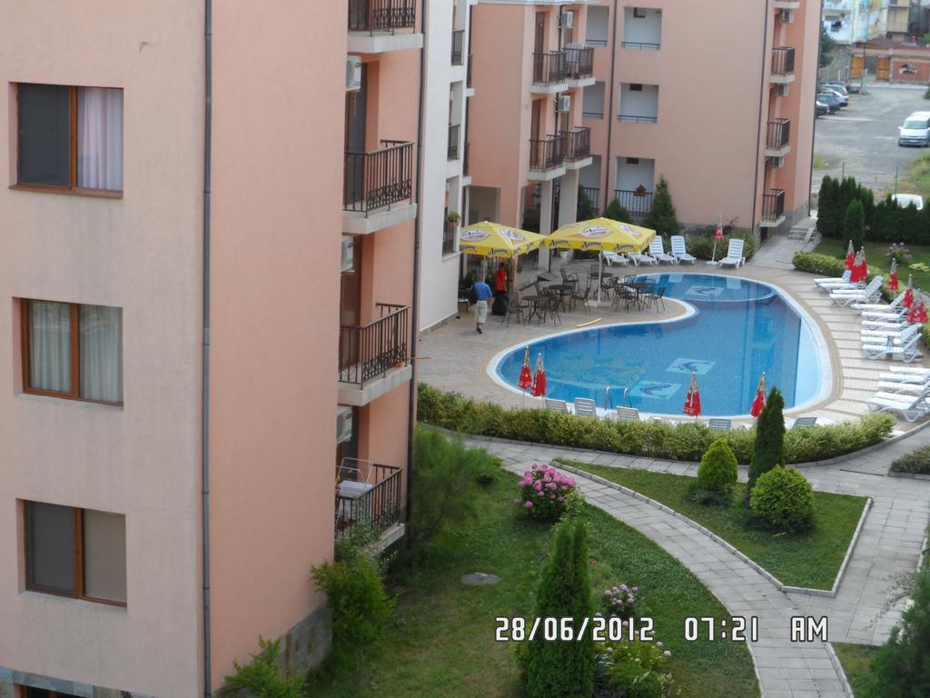 Gardenia Apartments Primorsko Extérieur photo