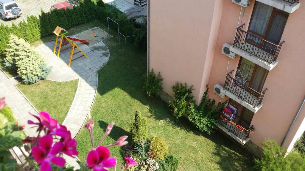 Gardenia Apartments Primorsko Extérieur photo