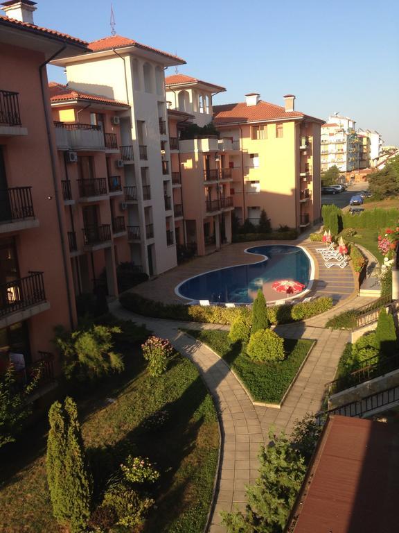 Gardenia Apartments Primorsko Extérieur photo