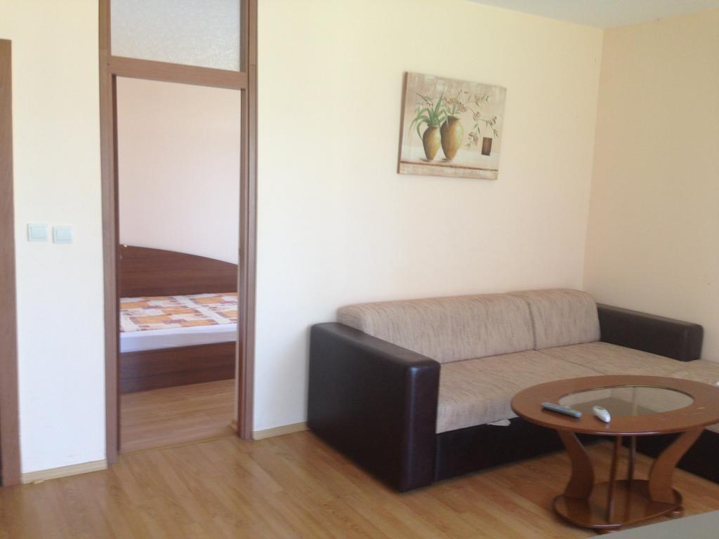 Gardenia Apartments Primorsko Chambre photo